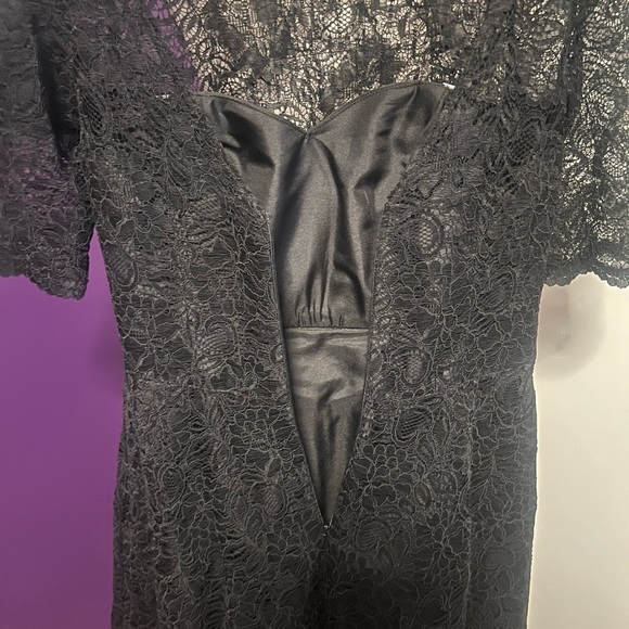 David’s Bridal Style F15721 Black Lacelike Dress - Picture 7 of 11